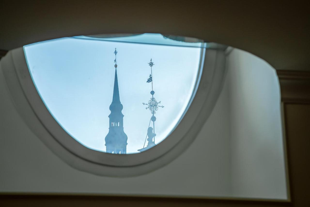 Old Town - Demini Apartment Tallinn Bagian luar foto